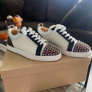 Christian Louboutin louis junior spikes orlato